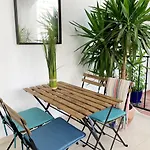 Stunning Duplex In Capistrano Playa, Apartamento Nerja