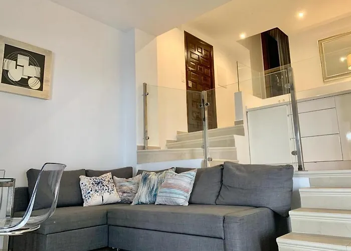 Stunning Duplex In Capistrano Playa, Апартаменти *